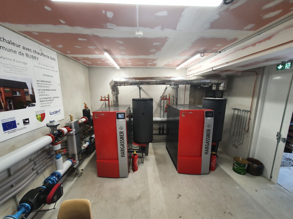 Illustration d'un parc éolien regroupant plusieurs éoliennes produisant de l'électricité.